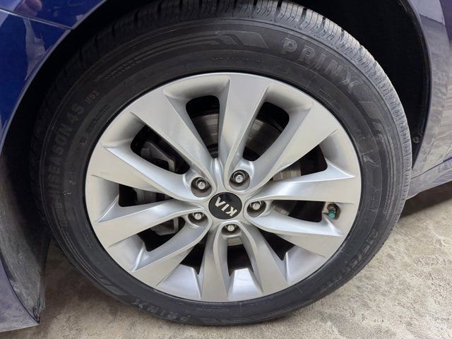 Used 2016 Kia Optima EX w/ Premium Package image 30