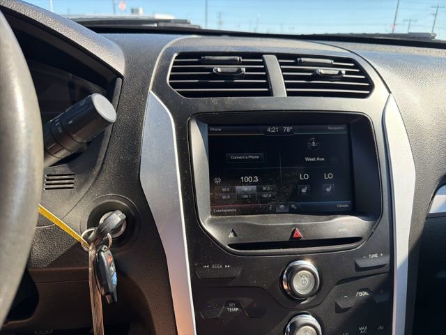 Used 2015 Ford Explorer XLT w/ Equipment Group 202A image 14