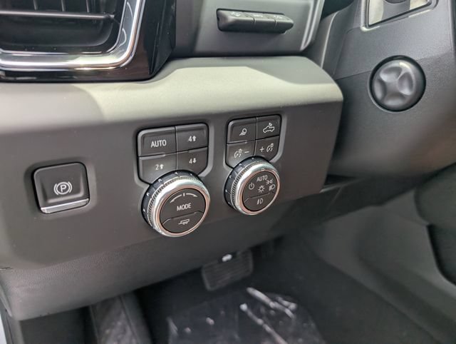 New 2026 GMC Sierra 1500 Denali Ultimate w/ LPO, Black Badging Package AWD/4WD image 18