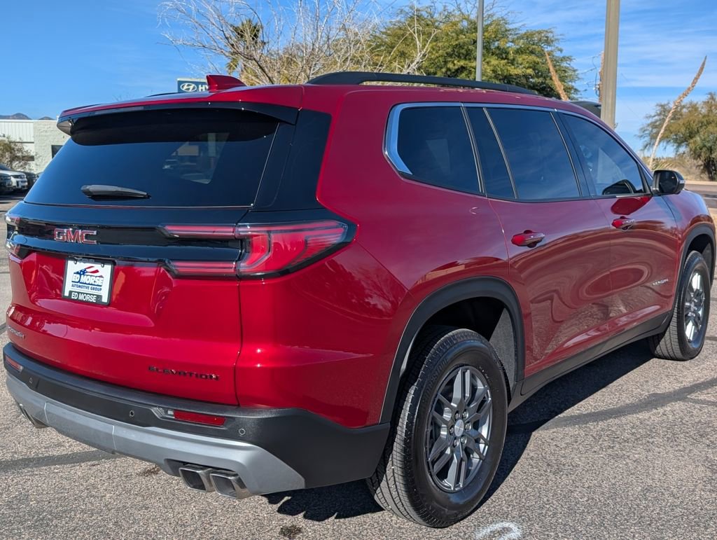 Used 2025 GMC Acadia Elevation FWD image 5