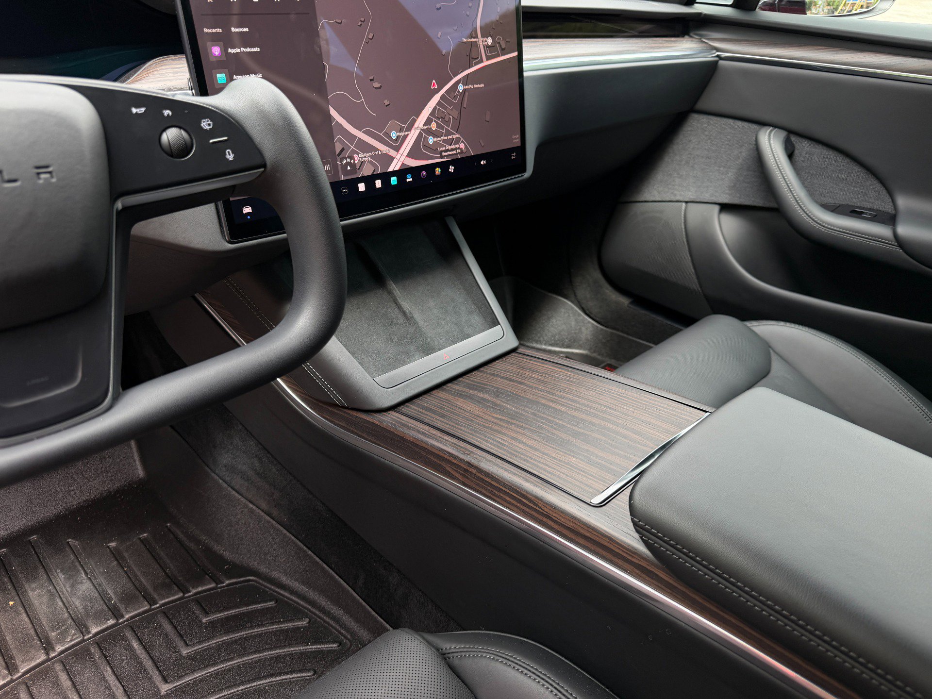 Used 2022 Tesla Model S AWD/4WD image 36