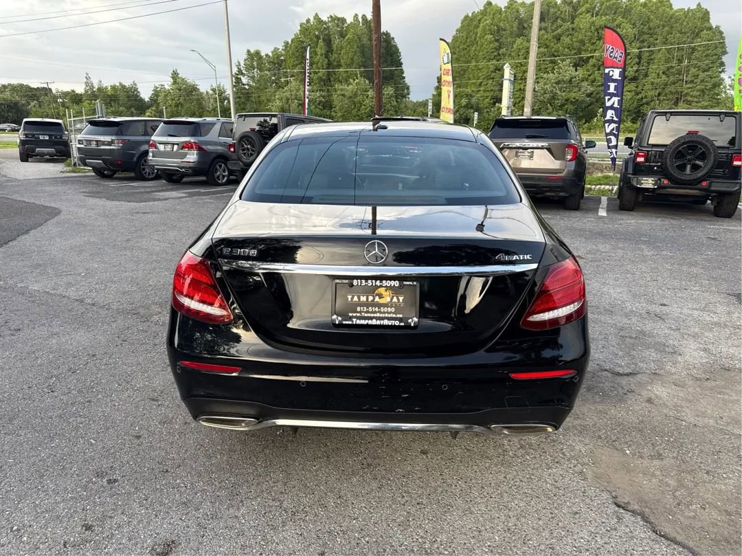 Used 2018 Mercedes-Benz E 300 4MATIC w/ Premium 1 Package image 6