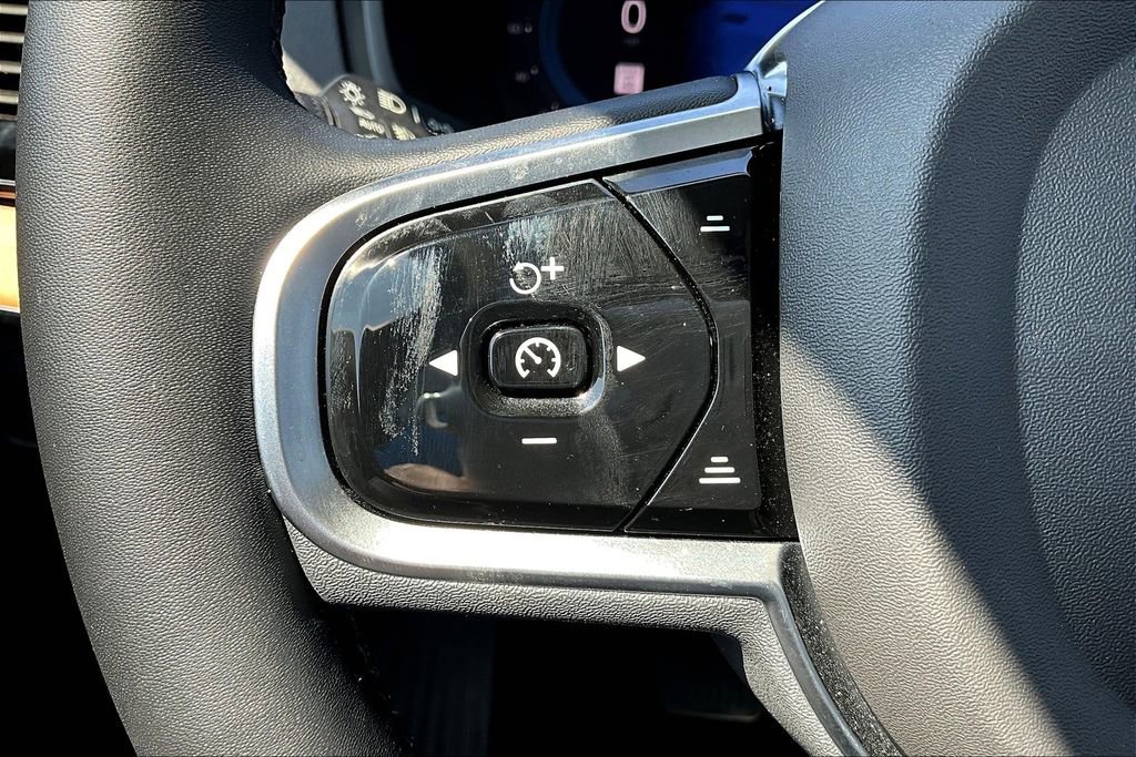 Certified 2023 Volvo XC90 T8 Plus w/ Protection Package Premier image 26