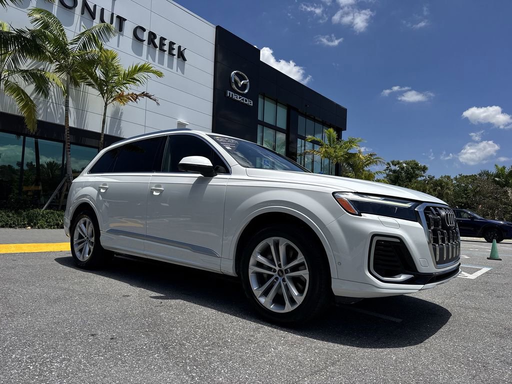 Used 2025 Audi Q7 3.0T Premium Plus AWD/4WD image 22