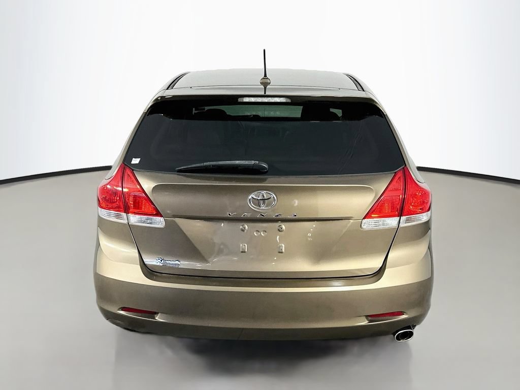 Used 2011 Toyota Venza w/ Leather Pkg FWD image 6
