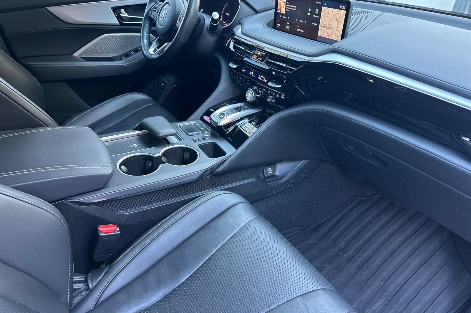 Used 2023 Acura MDX SH-AWD w/ Technology Package image 15