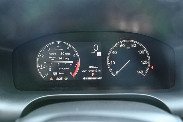 Used 2025 Honda HR-V LX image 28