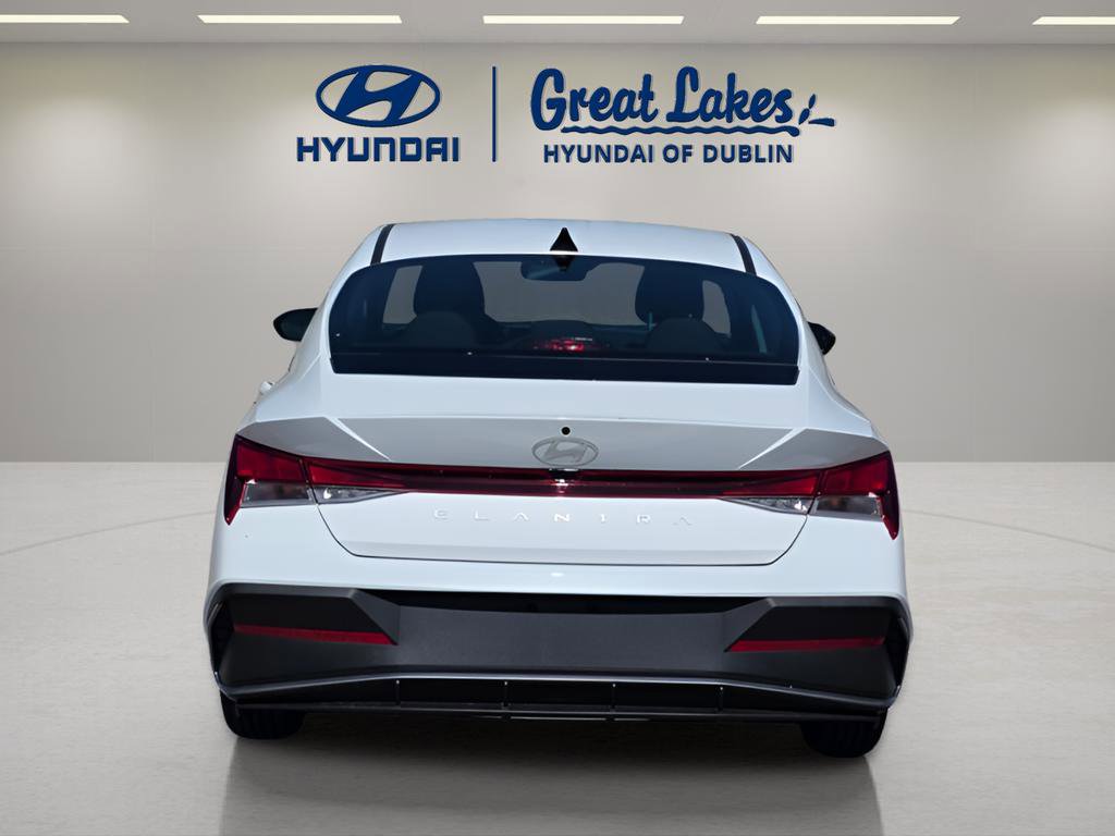 New 2026 Hyundai Elantra SE FWD image 4