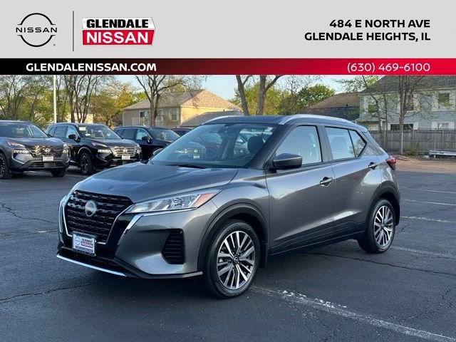 Used 2023 Nissan Kicks SV FWD image 1