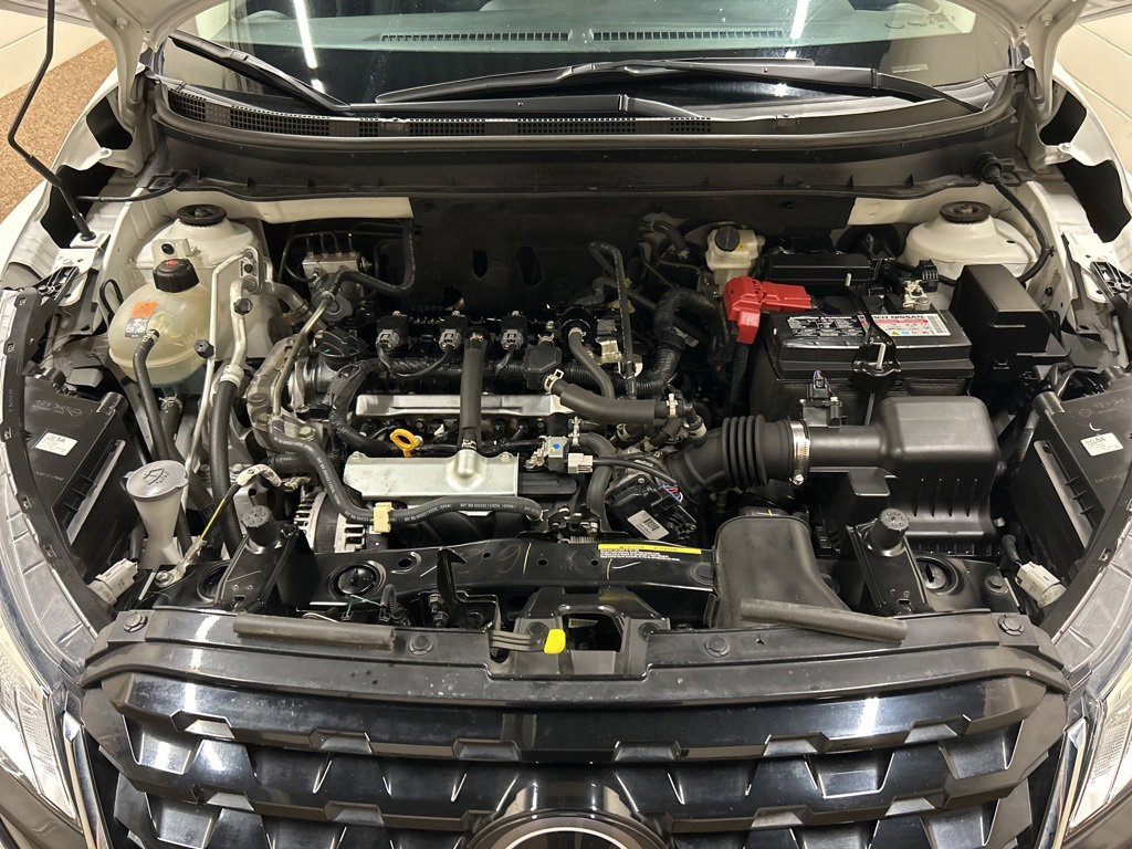 Used 2023 Nissan Kicks SV image 12