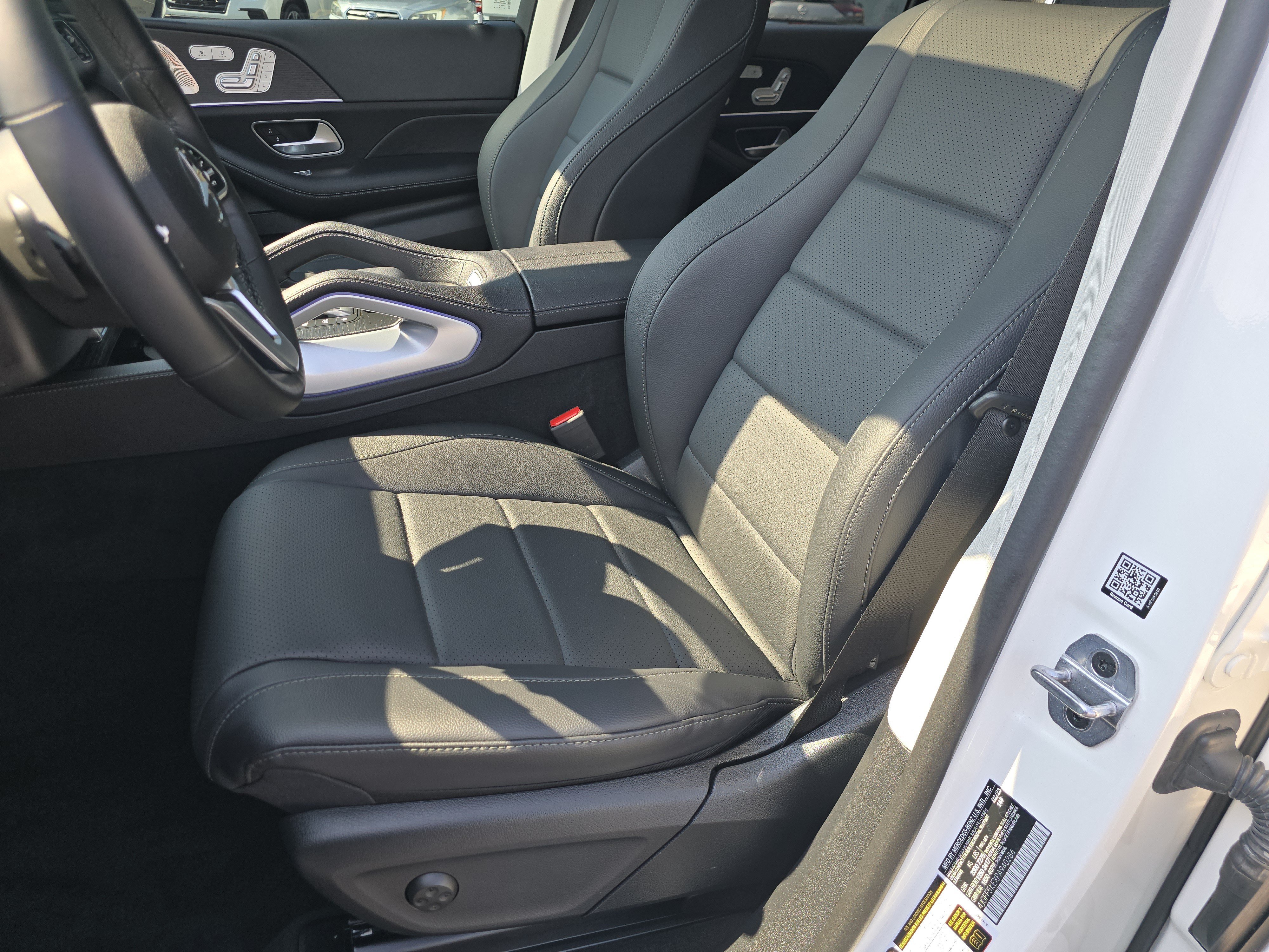 Used 2023 Mercedes-Benz GLS 450 4MATIC image 22