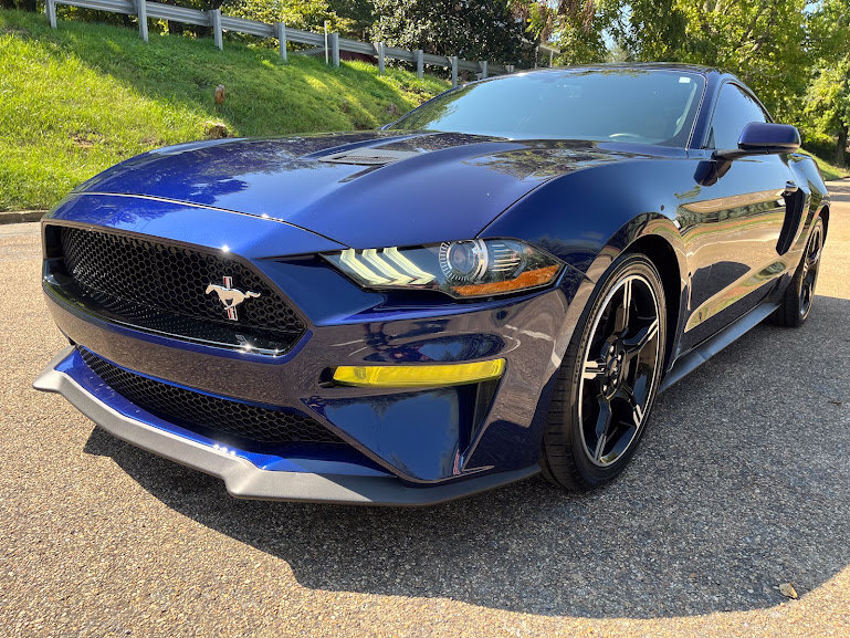 Used 2019 Ford Mustang GT Premium w/ Equipment Group 401A RWD image 29