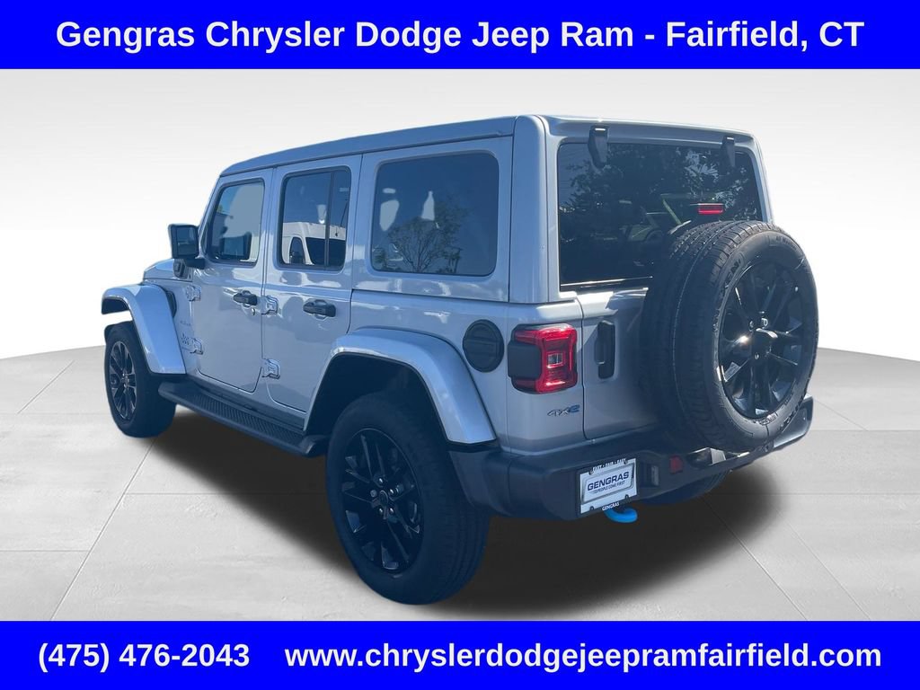 Certified 2024 Jeep Wrangler Unlimited Sahara w/ Technology Group AWD/4WD image 5