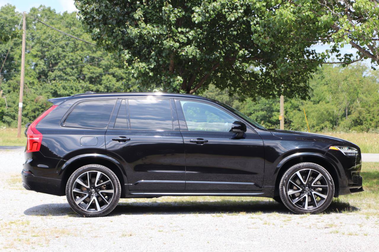 Used 2023 Volvo XC90 T8 Ultimate AWD/4WD image 2