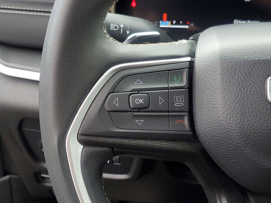 Used 2024 Jeep Grand Cherokee Altitude image 18