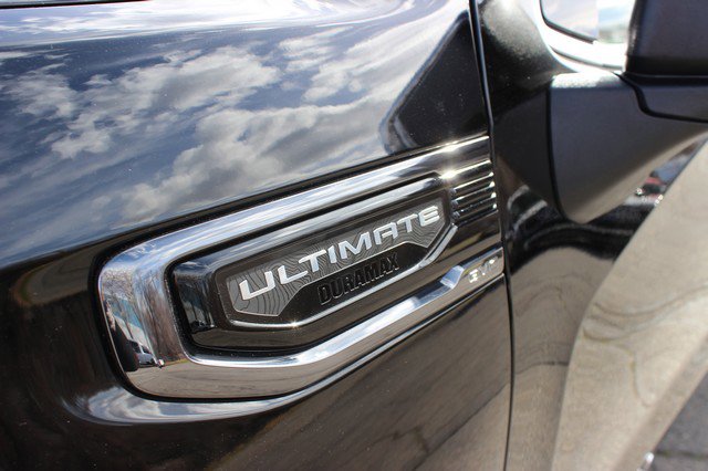 Used 2025 GMC Sierra 1500 Denali Ultimate AWD/4WD image 2