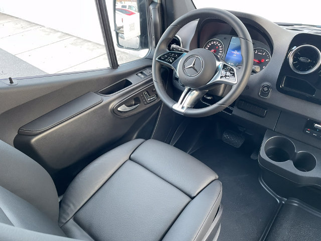 New 2025 Mercedes-Benz Sprinter 2500 image 35