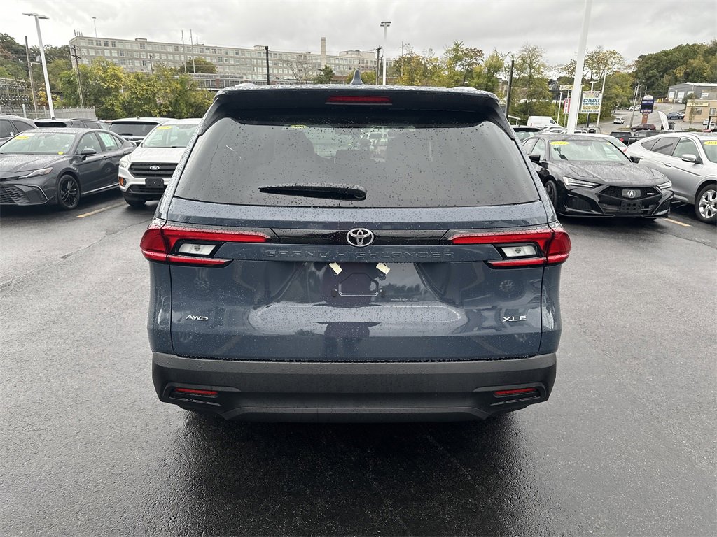 New 2026 Toyota Grand Highlander XLE image 4
