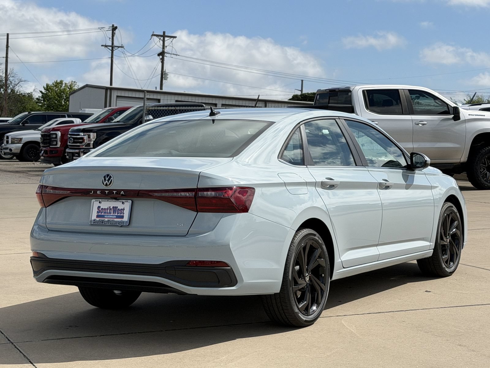New 2026 Volkswagen Jetta SE FWD image 4