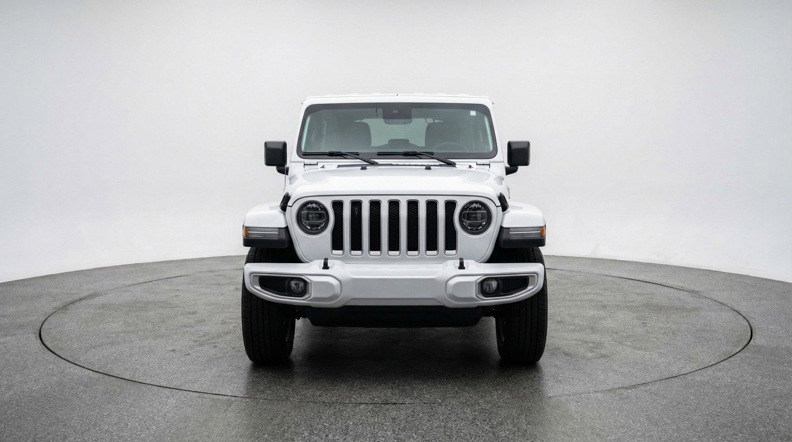 Used 2025 Jeep Wrangler Sahara AWD/4WD image 2