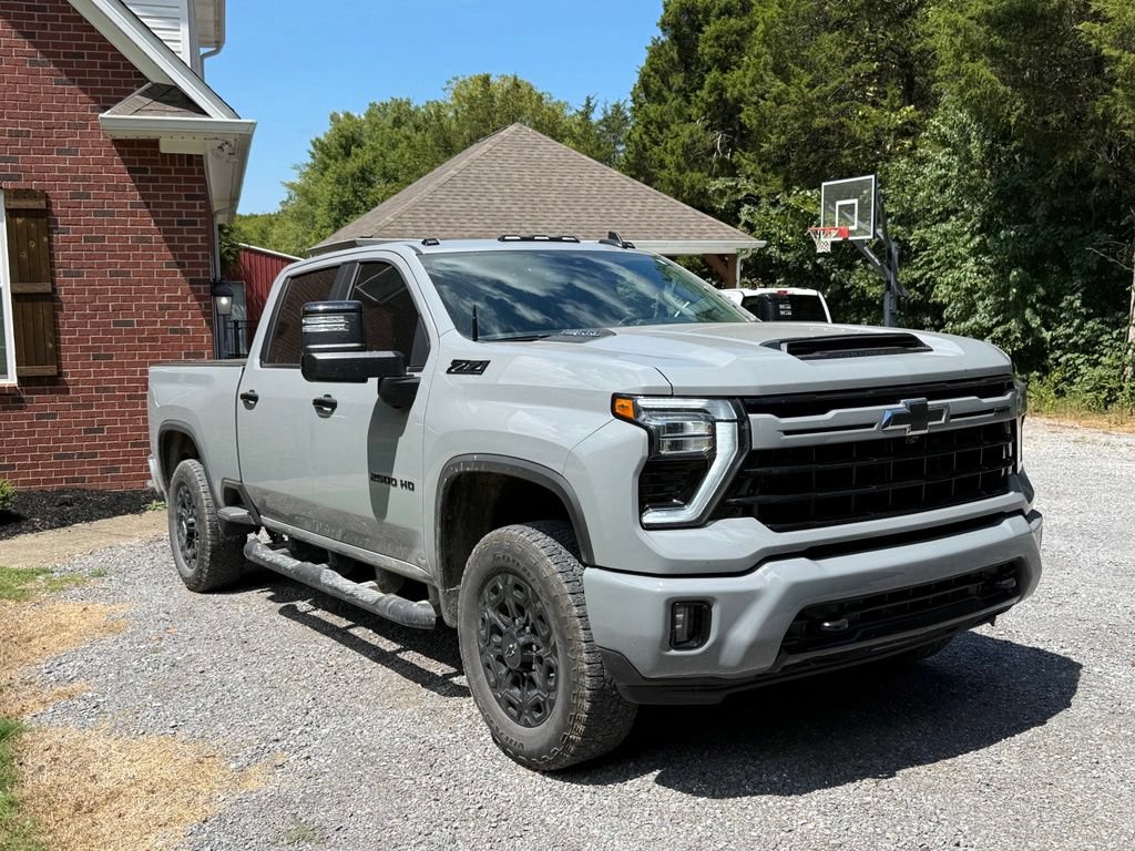 Used 2024 Chevrolet Silverado 2500 LT w/ Z71 Sport Edition AWD/4WD image 2