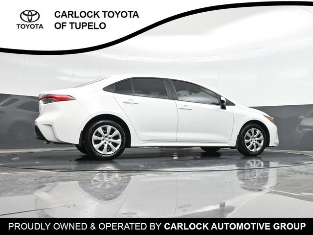 Used 2025 Toyota Corolla LE FWD image 39