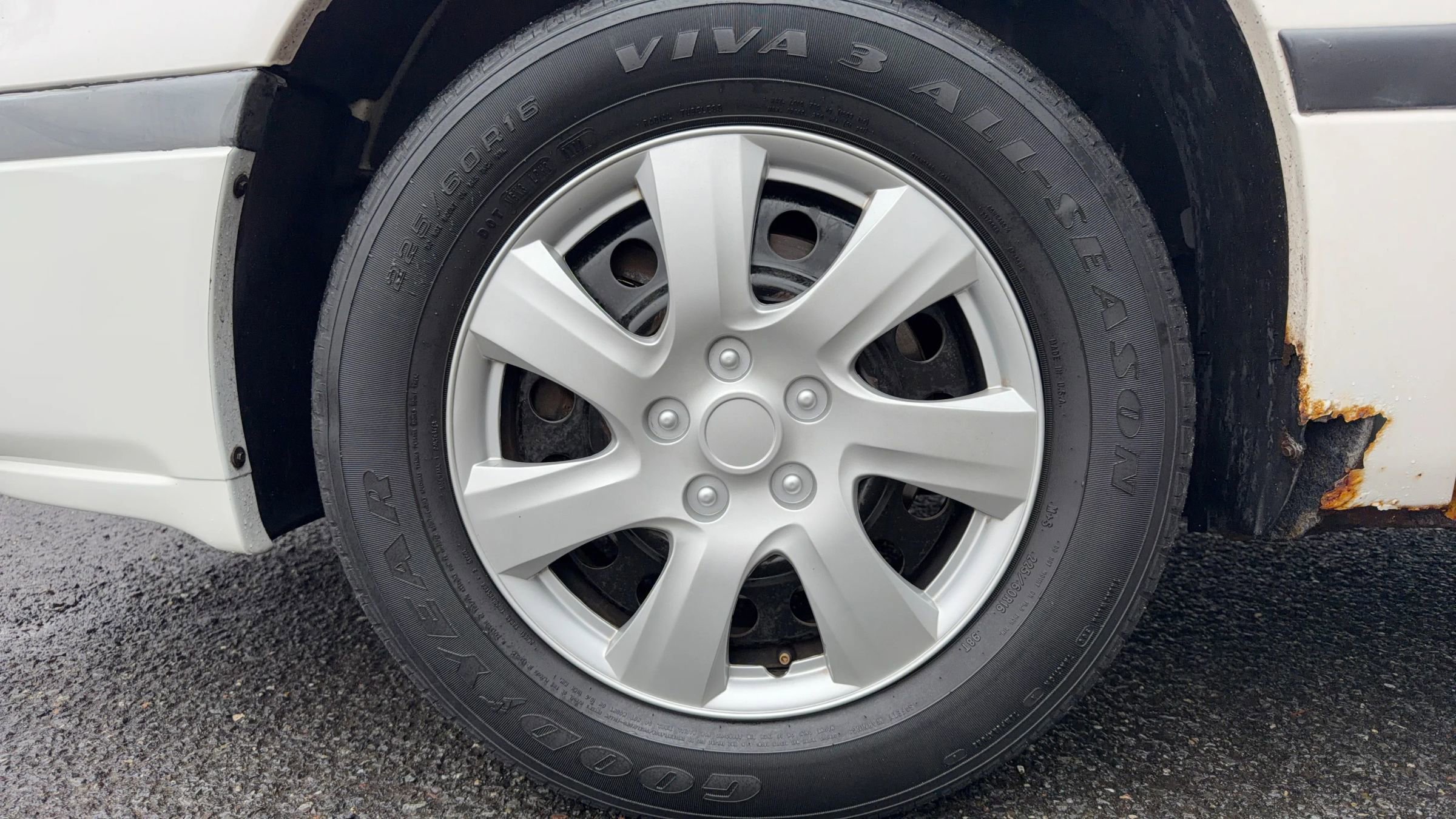 Used 2004 Chevrolet Impala Sedan image 9