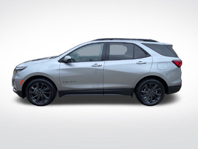 Used 2024 Chevrolet Equinox RS FWD image 2