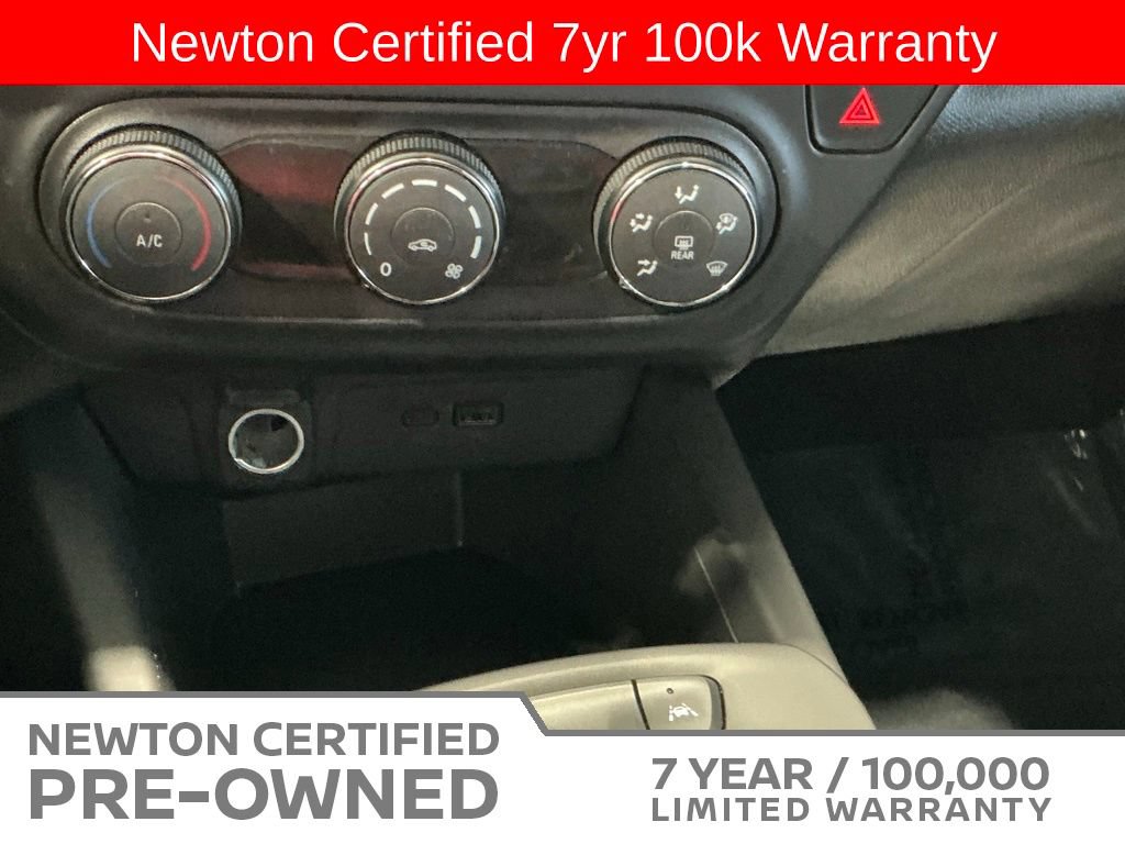 Used 2025 Chevrolet Trax LS FWD image 22