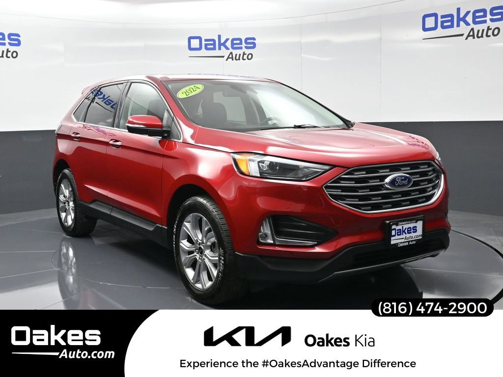 Used 2024 Ford Edge Titanium image 1