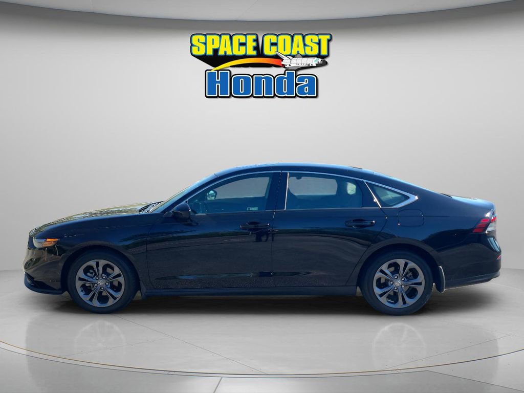 Used 2023 Honda Accord EX image 6
