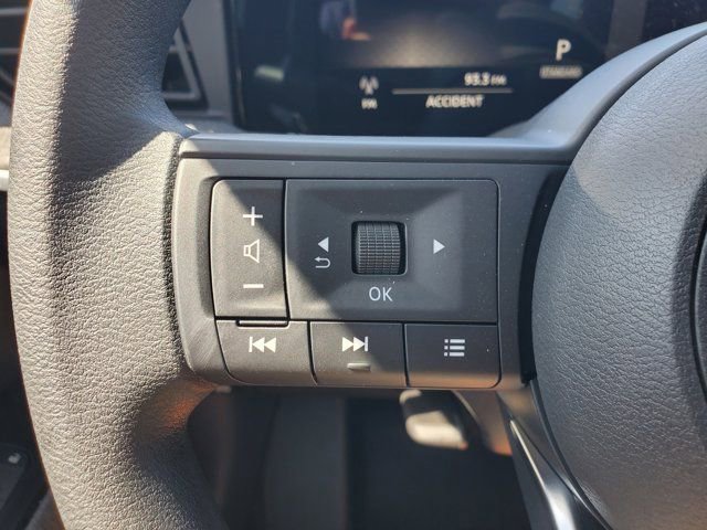 New 2025 Nissan Kicks SV w/ SV Premium Package image 17