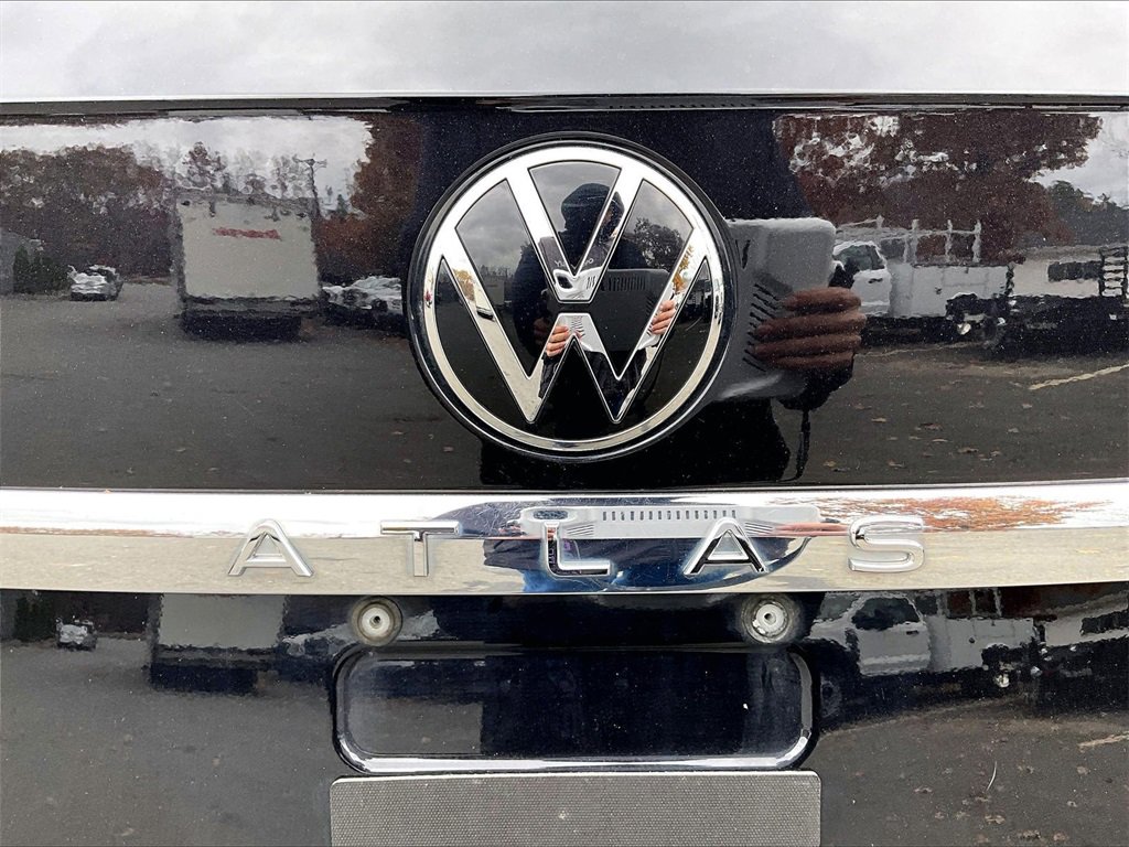 Used 2022 Volkswagen Atlas SE w/ Panoramic Sunroof Package image 8