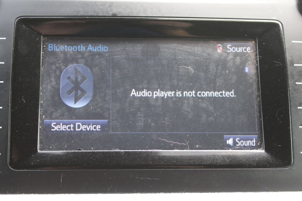Used 2019 Toyota Highlander LE FWD image 43