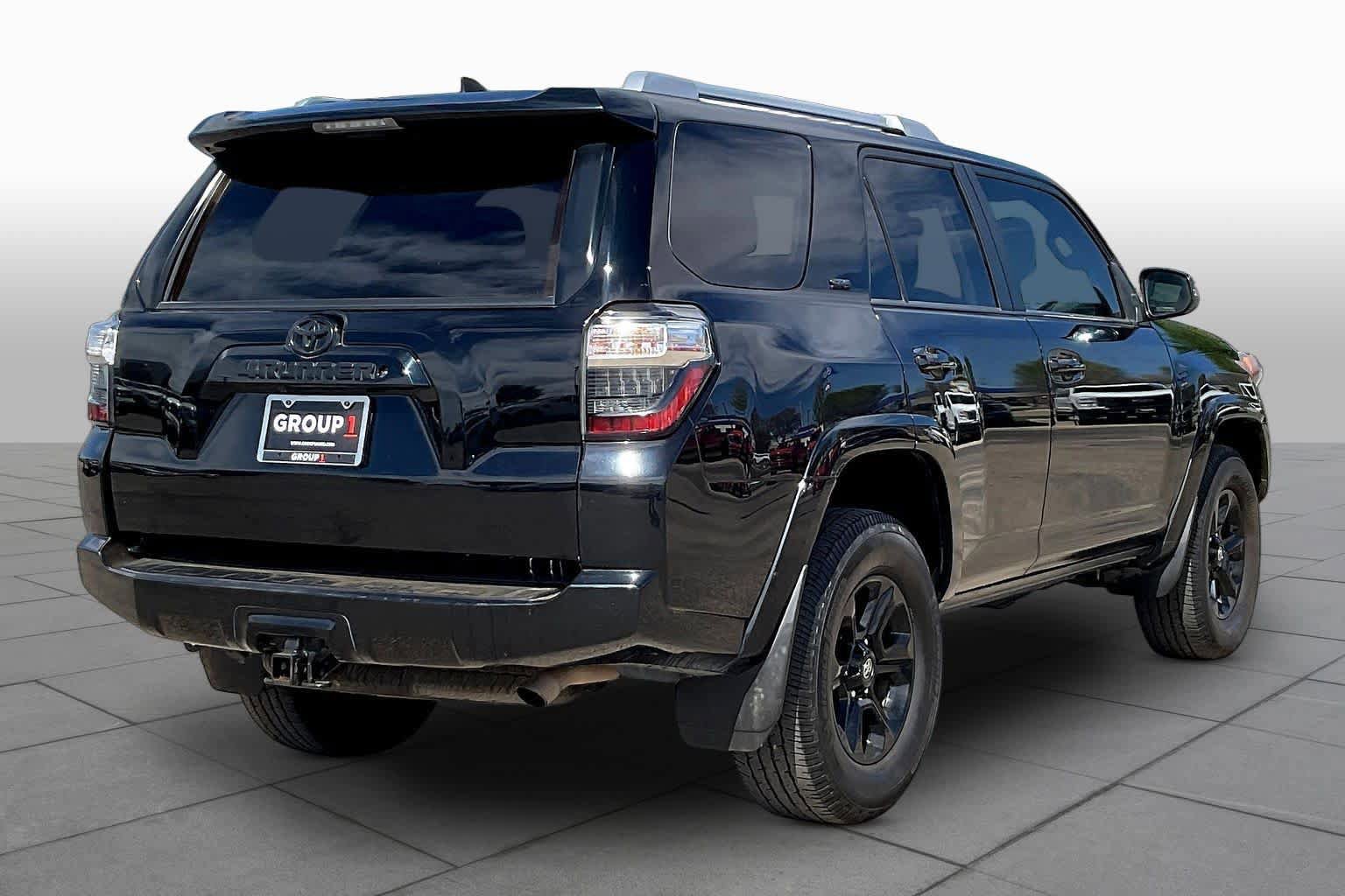 Used 2018 Toyota 4Runner SR5 Premium image 12