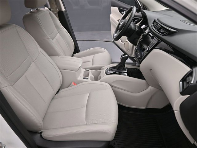 Used 2022 Nissan Rogue Sport SL w/ Premium Package image 27