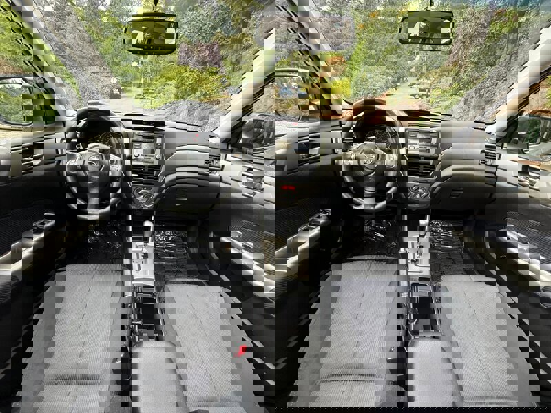 Used 2010 Subaru Forester 2.5X Premium image 17