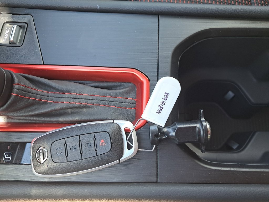 New 2026 Nissan Kicks SR AWD/4WD image 30