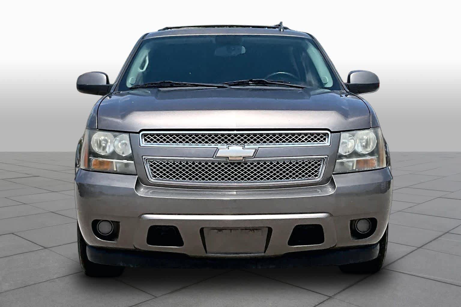 Used 2011 Chevrolet Tahoe LS RWD image 3