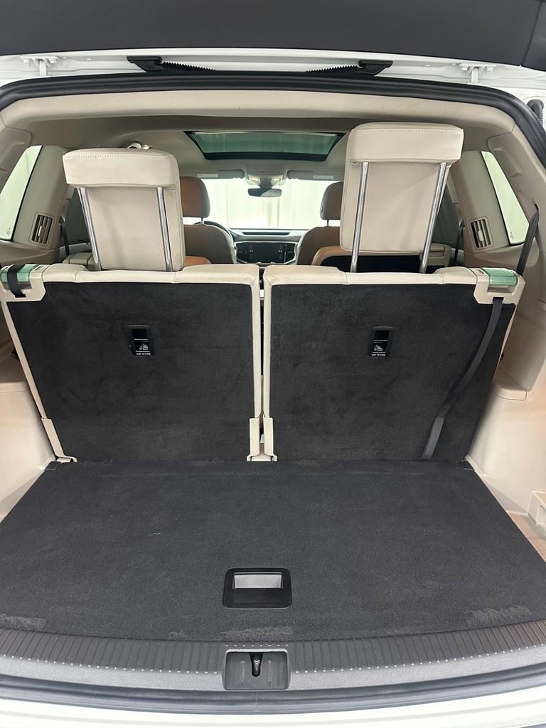 Used 2019 Volkswagen Atlas SEL Premium image 33