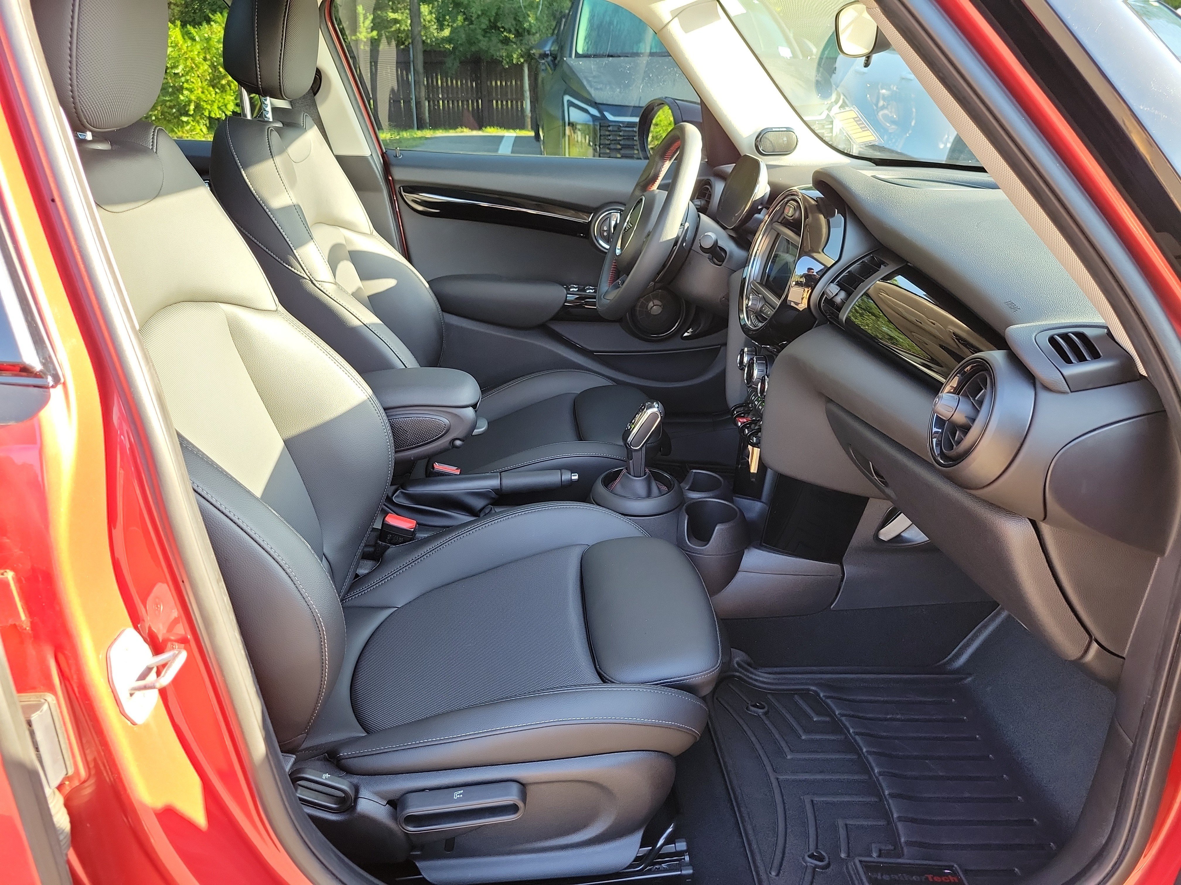 Used 2021 MINI Cooper S w/ Coral Red Edition FWD image 6