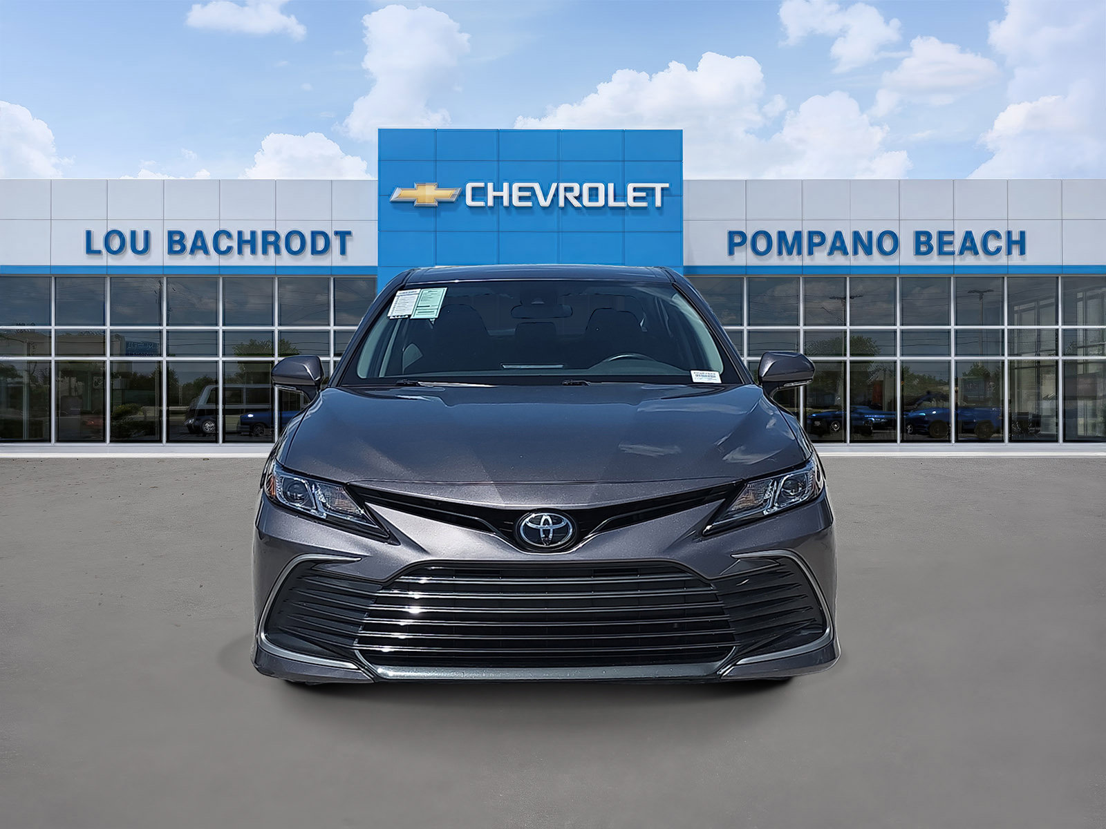Used 2024 Toyota Camry LE FWD image 2