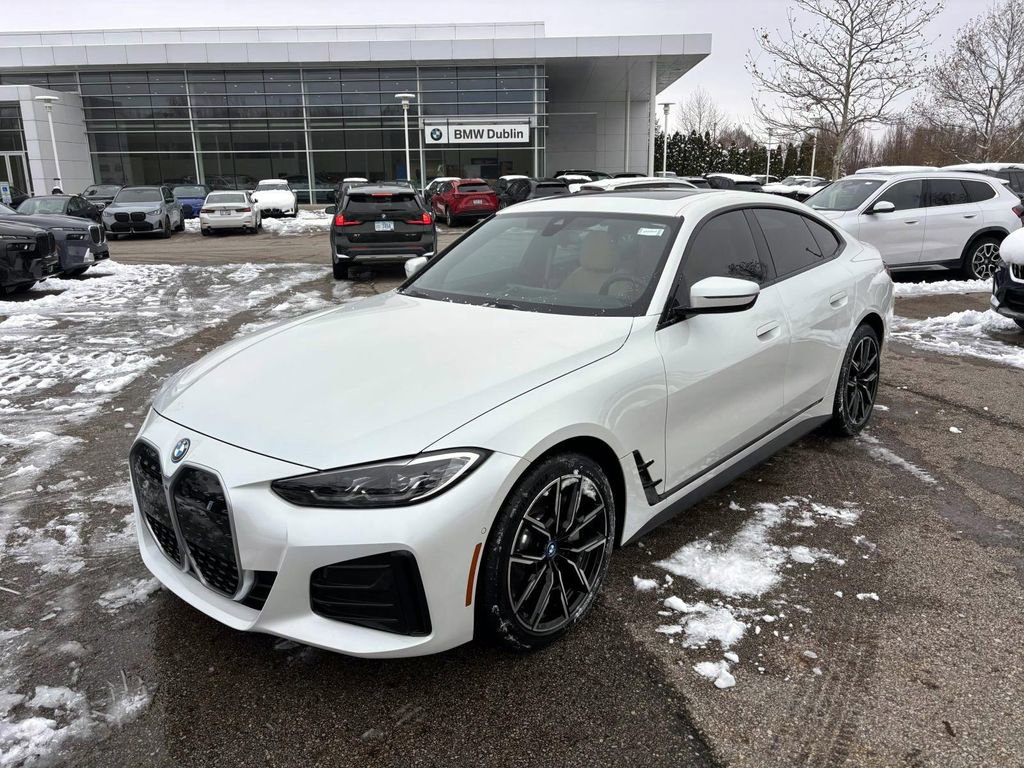 Certified 2022 BMW i4 eDrive40 w/ M Sport Package image 3