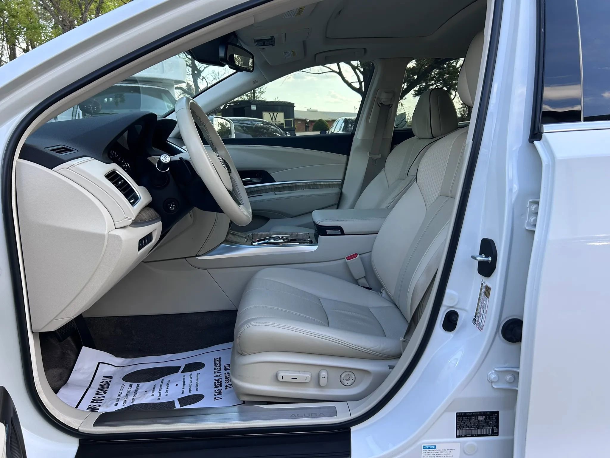 Used 2020 Acura RLX Sport Hybrid w/ Advance Pkg image 26
