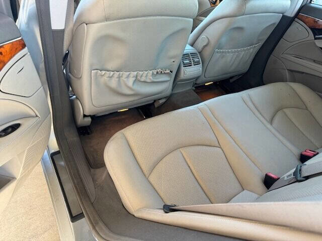 Used 2007 Mercedes-Benz E 350 Sedan image 15