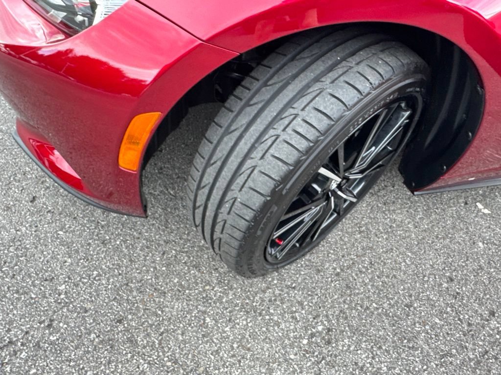 Certified 2025 MAZDA MX-5 Miata RF Grand Touring RWD image 33