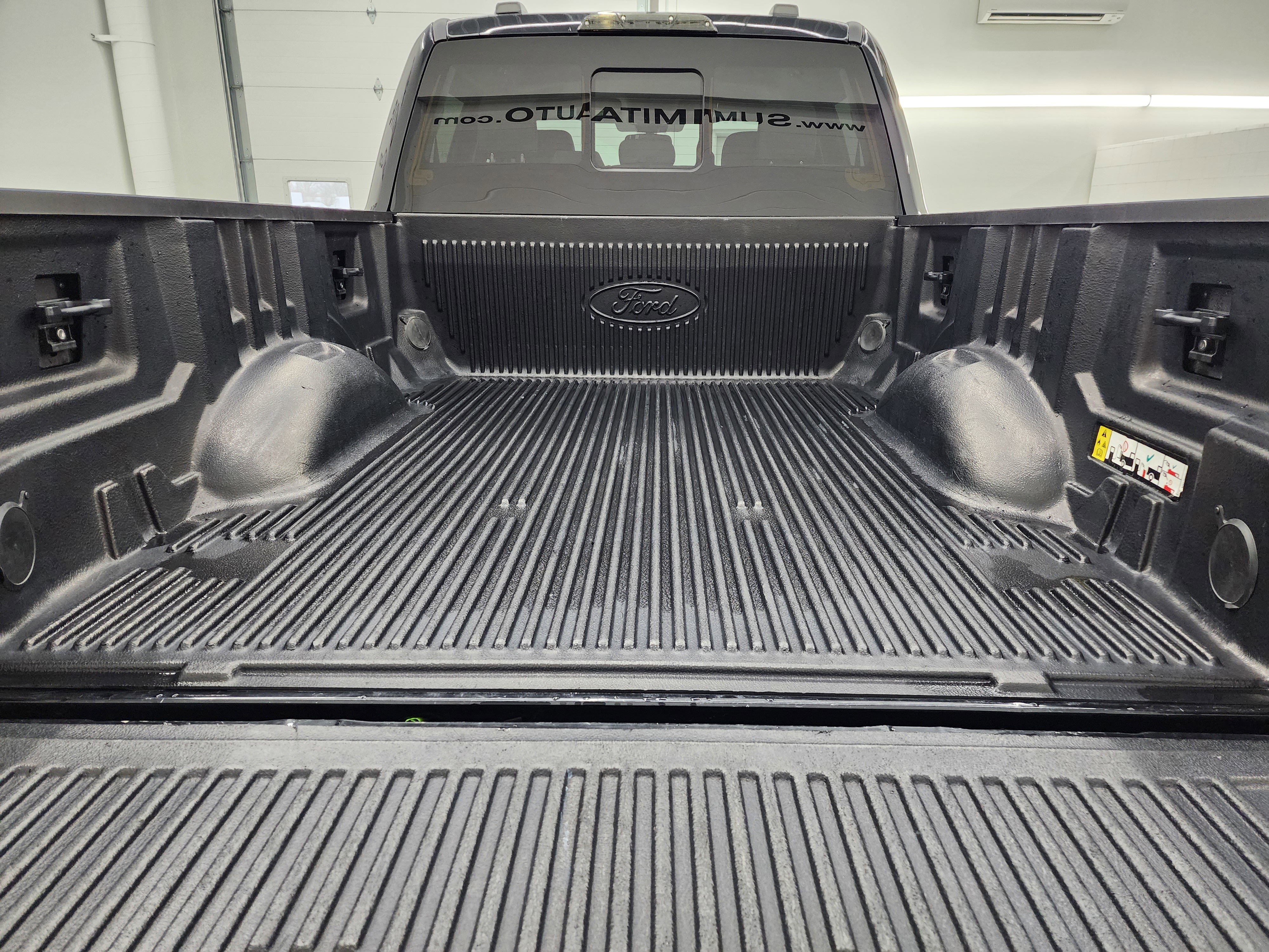 Used 2022 Ford F250 XLT w/ Black Appearance Package image 28