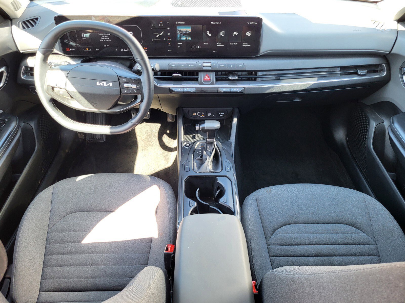 Used 2025 Kia K4 EX image 13