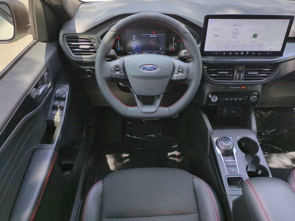 Used 2023 Ford Escape ST-Line w/ Tech Pack #1 FWD image 15
