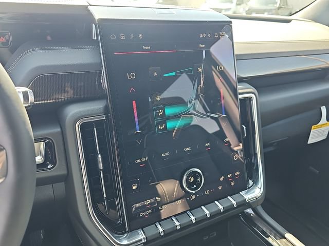 New 2026 GMC Yukon XL Elevation AWD/4WD image 25
